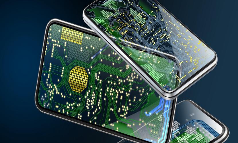 How to Avoid Expensive Roaming Charges While Traveling